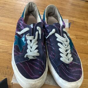 Golden Goose size 9 May sneaker
